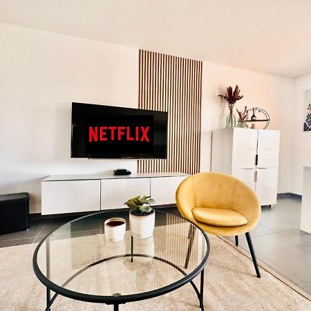 Btobed - Location Professionnelle - Appartement 4 Personnes Parking Gratuit - Proche Parc Des Expositions Et Aeroport Cdg 维勒班特 外观 照片