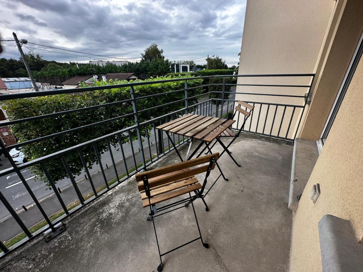 Btobed - Location Professionnelle - Appartement 4 Personnes Parking Gratuit - Proche Parc Des Expositions Et Aeroport Cdg 维勒班特 外观 照片