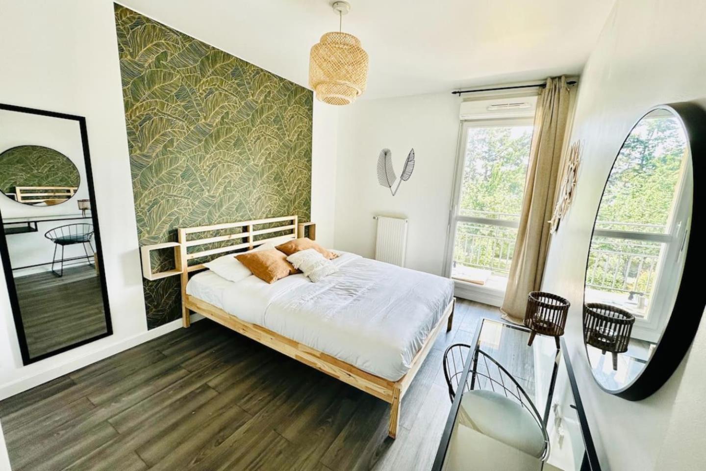Btobed - Location Professionnelle - Appartement 4 Personnes Parking Gratuit - Proche Parc Des Expositions Et Aeroport Cdg 维勒班特 外观 照片